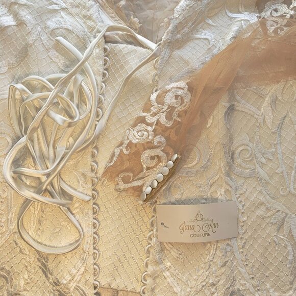 Jana Anna Couture white lace bustier / corseted top - Picture 10 of 11